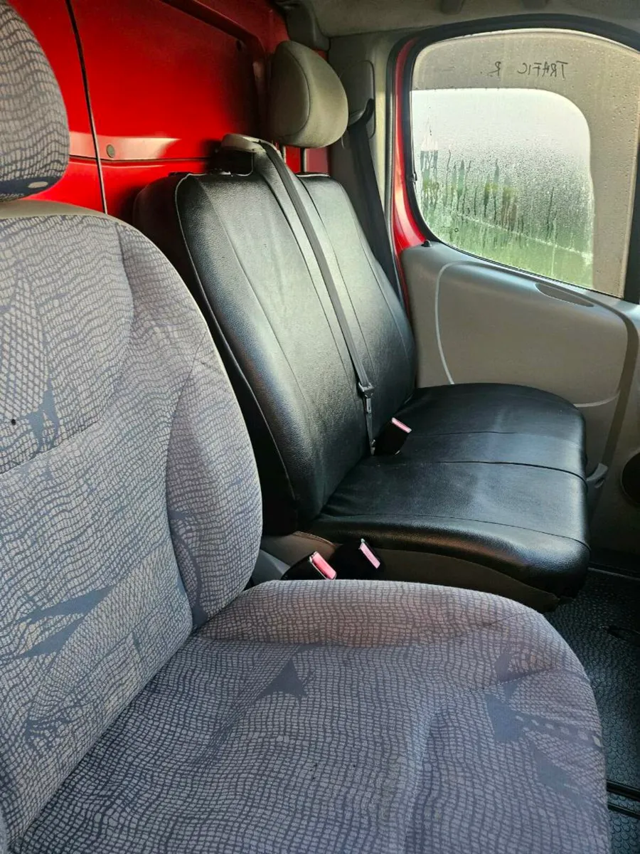 Renault Trafic 2007 tested - Image 2