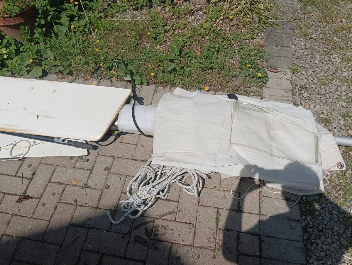 Laser Sailing Dinghy - Image 4