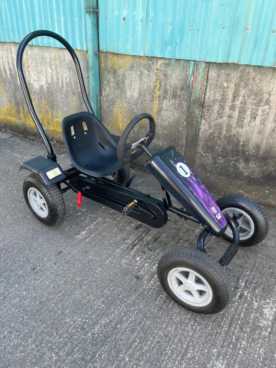 Large grant go kart with gears & brakes - Image 1