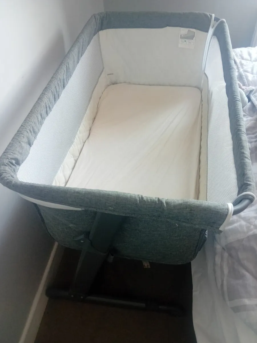 Co- sleeper