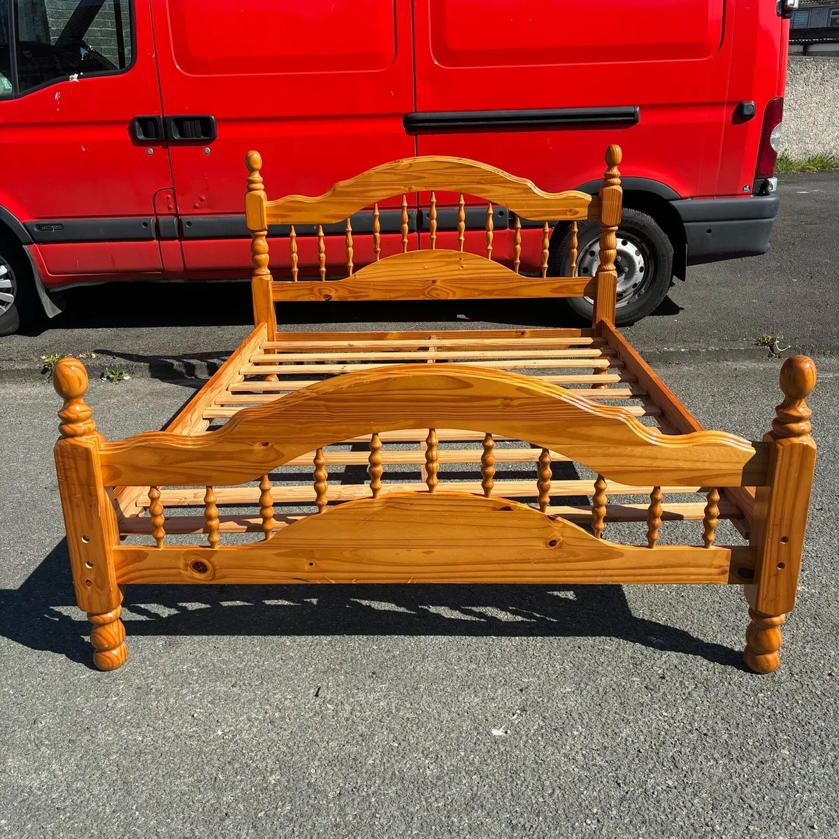 5 ft King Solid Pine Bed frame & excellent Mattres - Image 2
