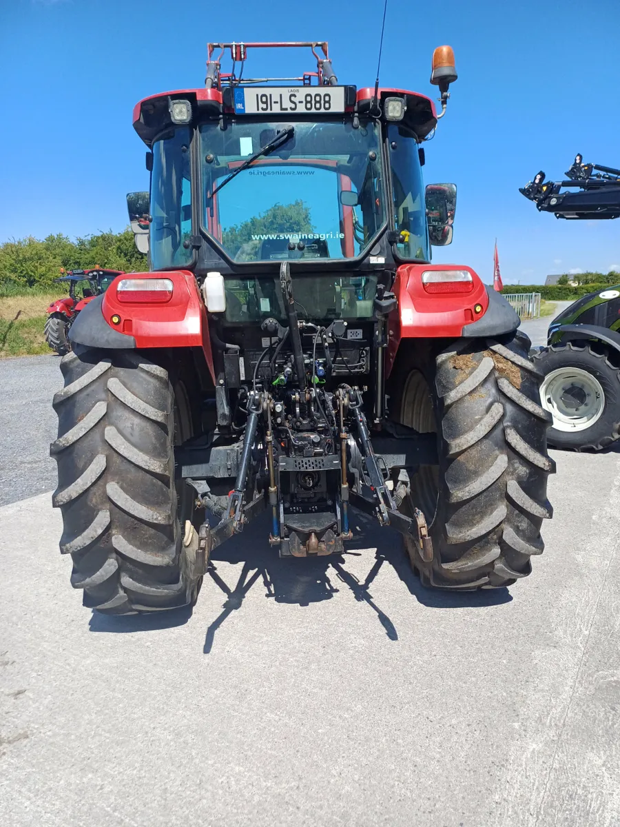Case 115C Farmall - Image 4
