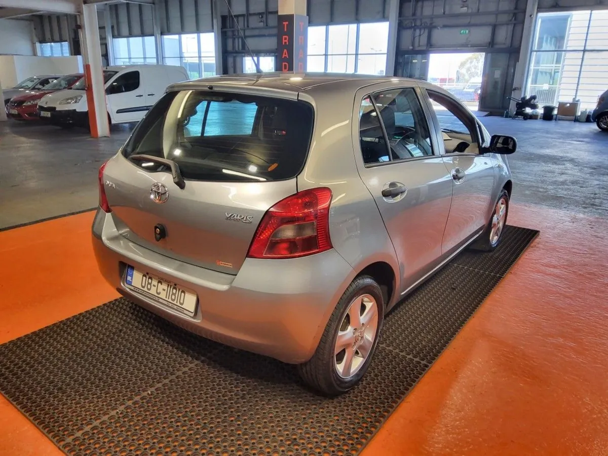 Toyota Yaris 1.0 Vvt-i Strata - Image 2