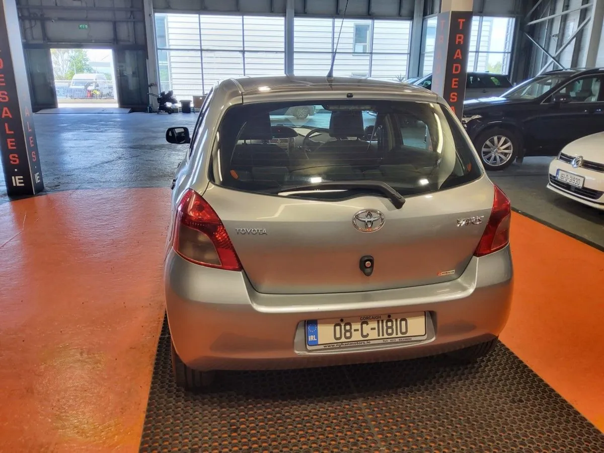 Toyota Yaris 1.0 Vvt-i Strata - Image 4