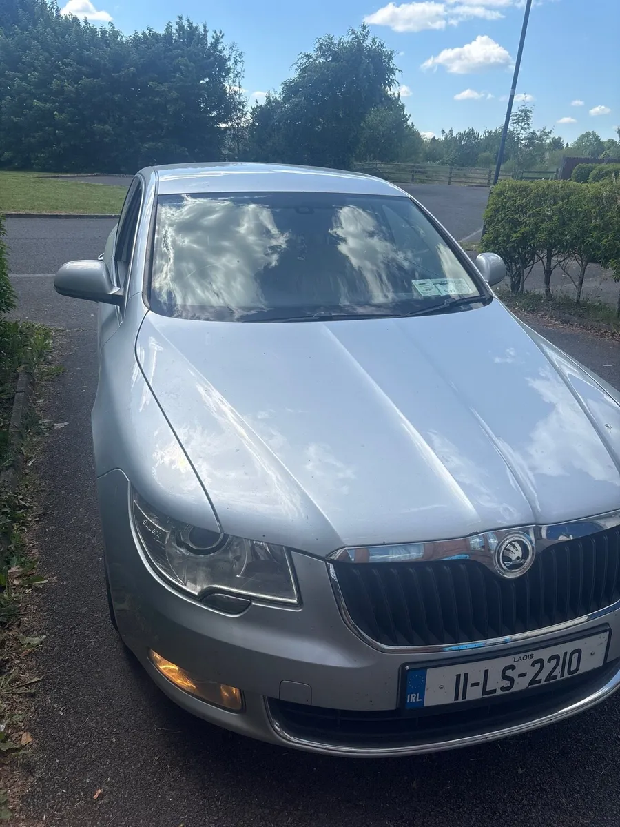 Skoda Superb 2011 - Image 3