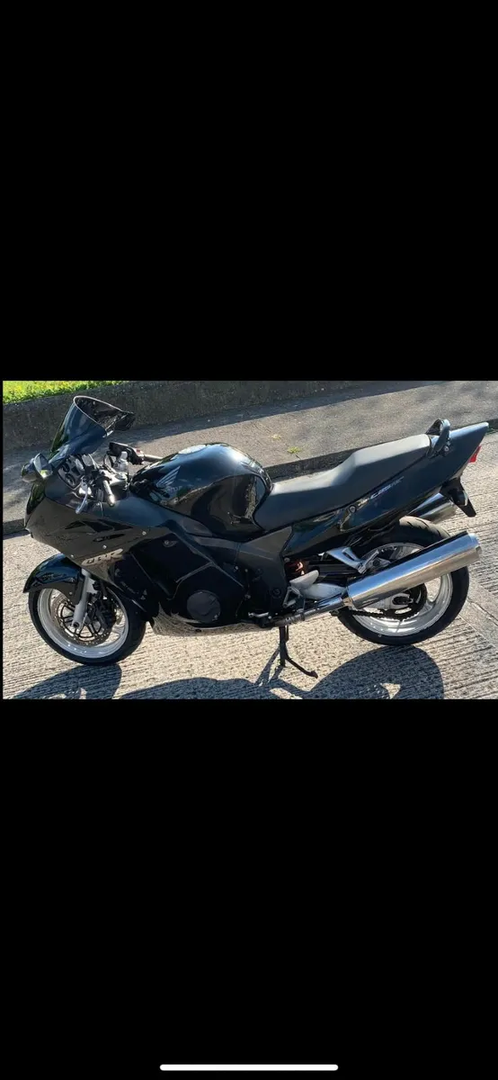 Honda Superblackbird CBR 1100XX - Image 3