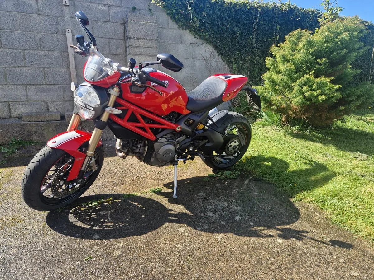 DUCATI MONSTER EVO 1100cc 2012 Low mileage - Image 2