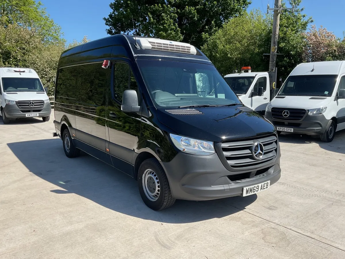 2020 Sprinter fridge freezer van - Image 1