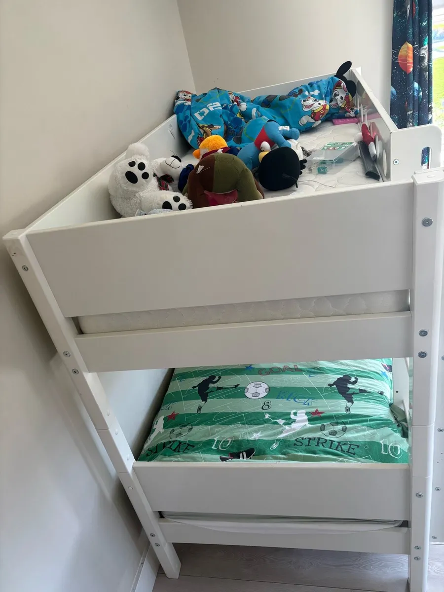 Bunk Beds - Image 3