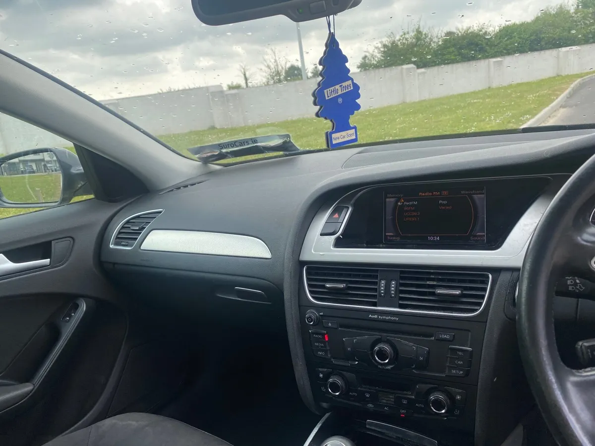 Audi A4 2010 - Image 3