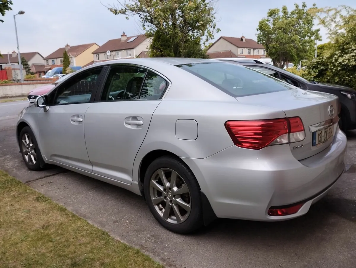 Toyota Avensis 2013 - 2.0 D-4D STRATA 4DR - Image 2