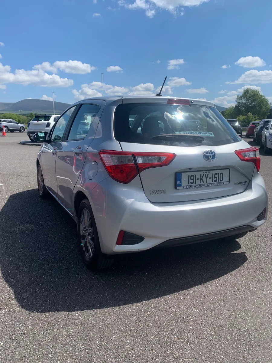 Toyota Yaris 2019 - Image 4