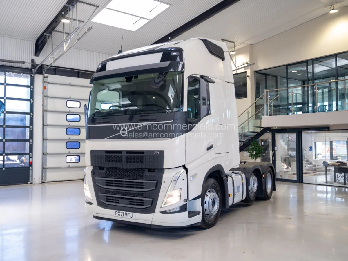 2021 (71) Volvo FH500 6X2 Midlift Globetrotter - Image 3