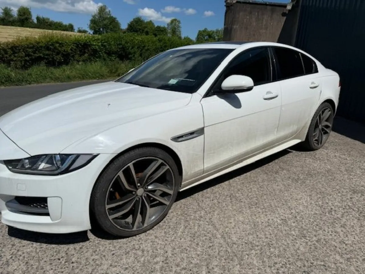2016 JAGUAR XE 2.0L-D - Image 3