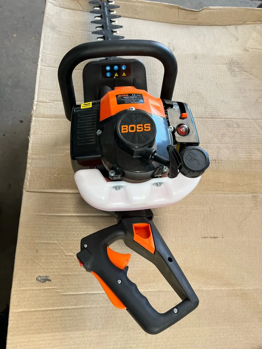 NEW 24 “ HEDGE TRIMER - Image 2