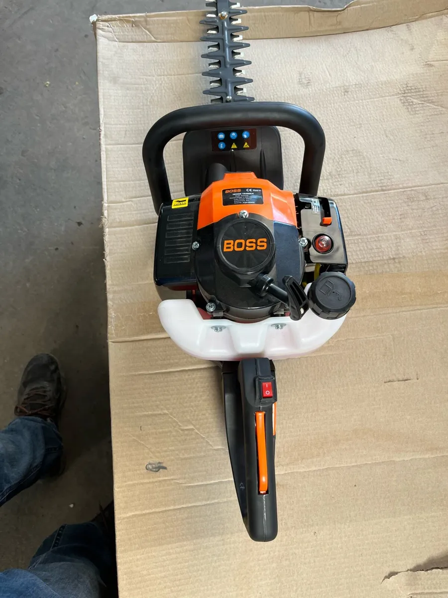 NEW 24 “ HEDGE TRIMER - Image 3