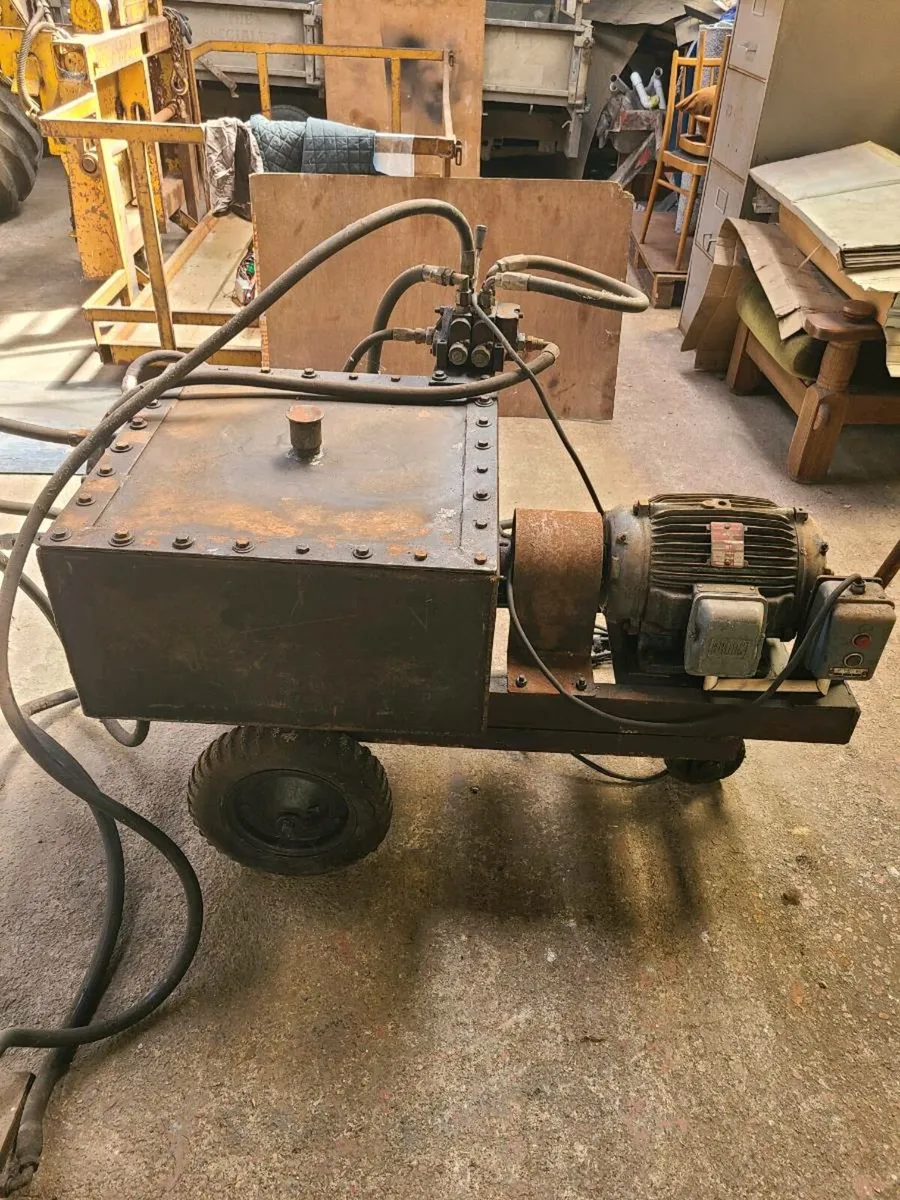 Power pack - Image 1