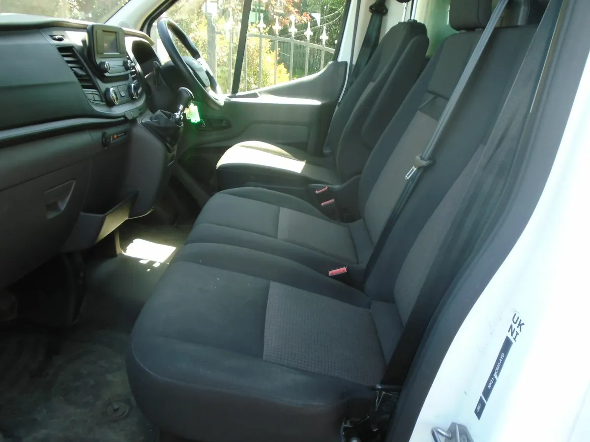 2023 Ford Transit LWB LUTON - Image 4
