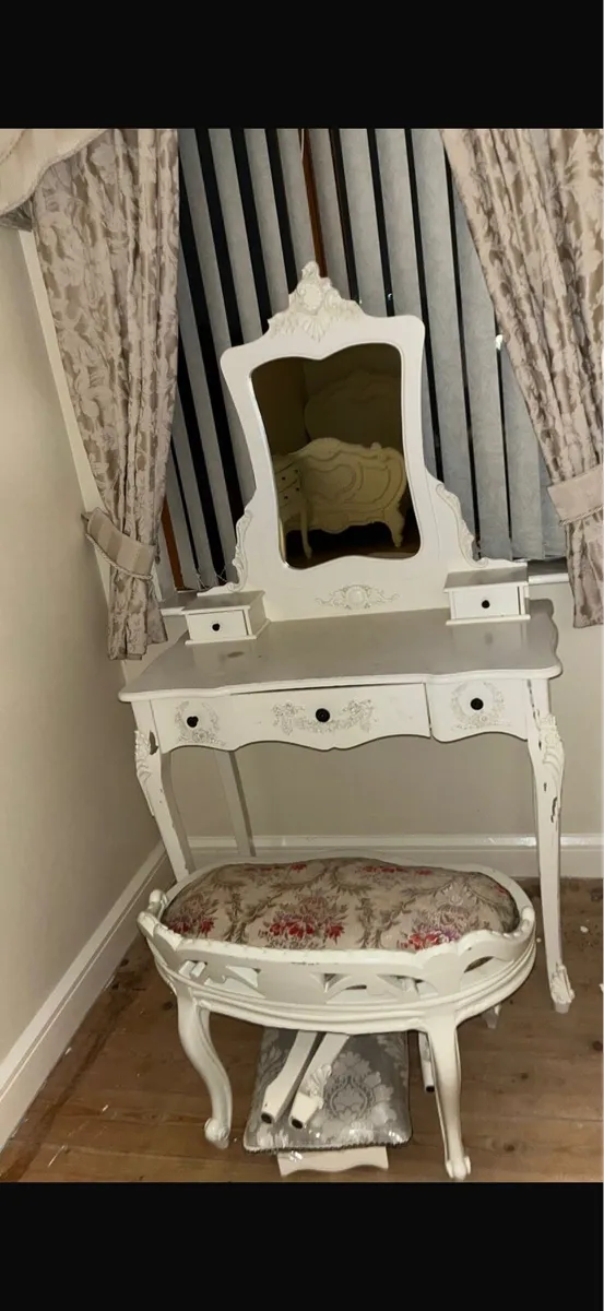 French Funiture forsale in good condition - Image 4