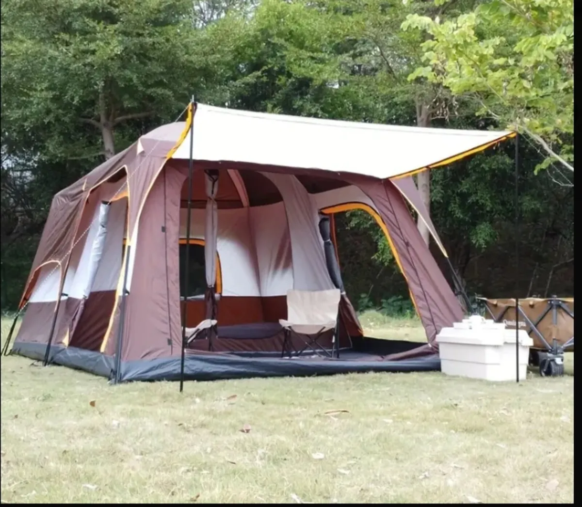 Large family size tent 6 to 8 person - Image 1