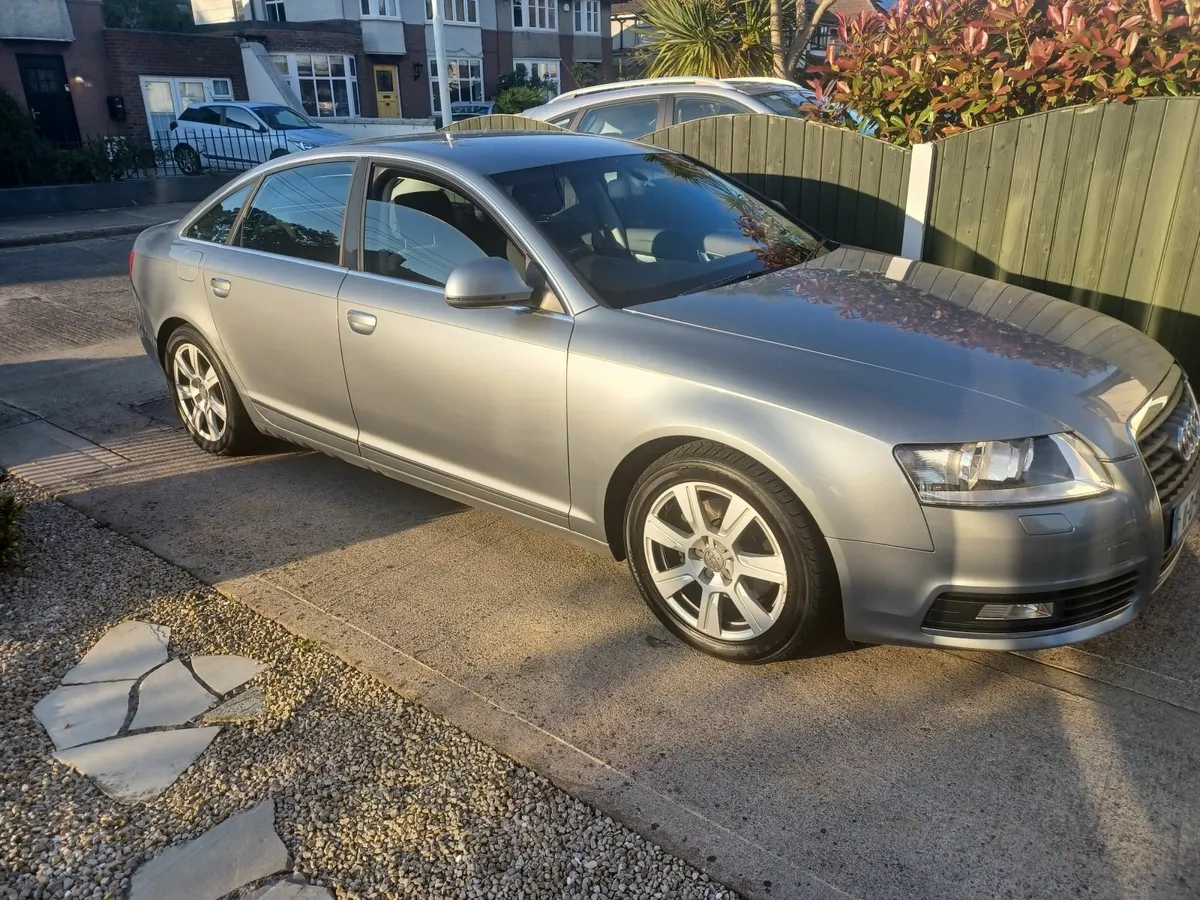 Audi A6 2011 - Image 2