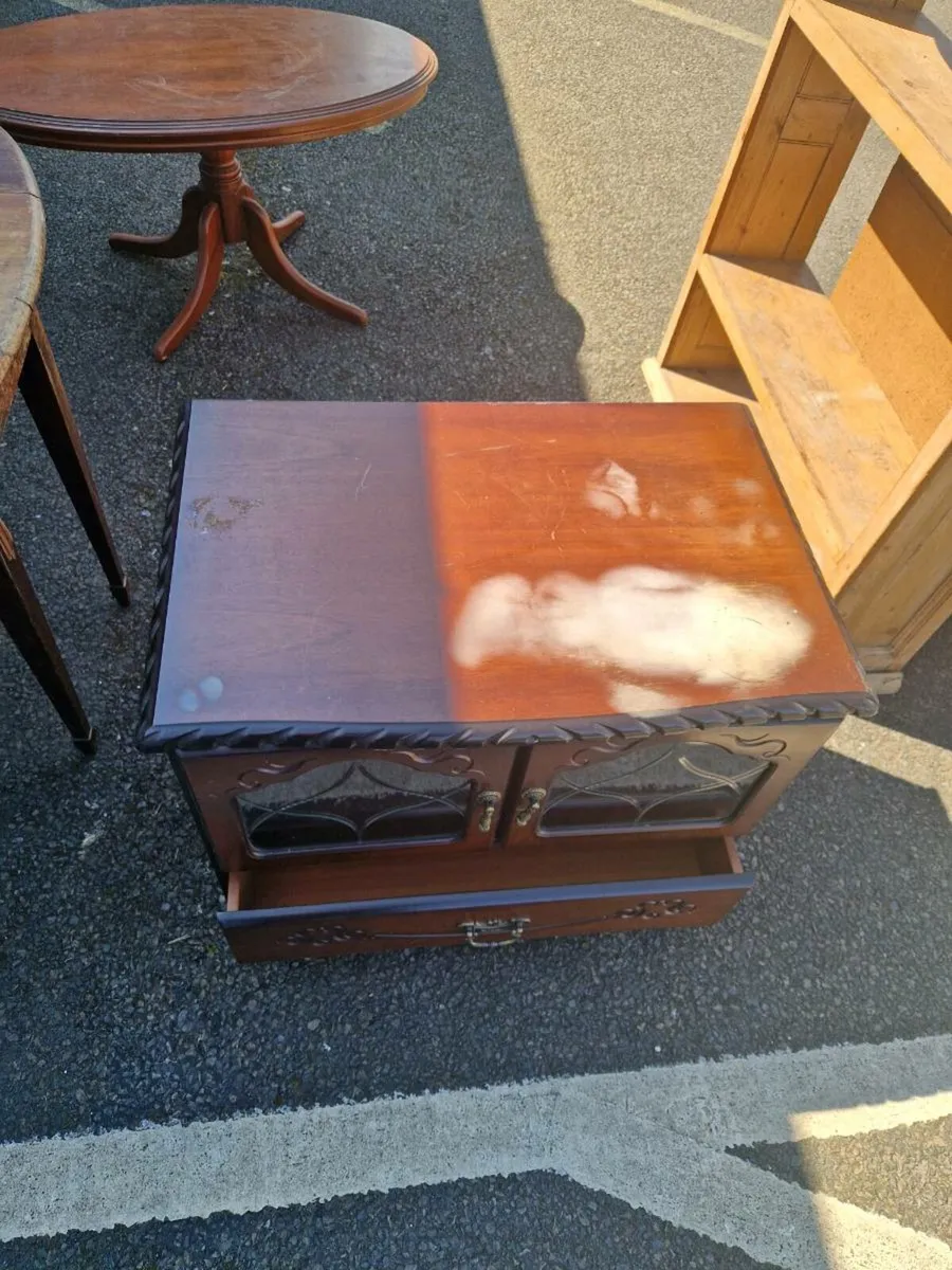 Vintage Rossmore Tv Cabinet - Image 3