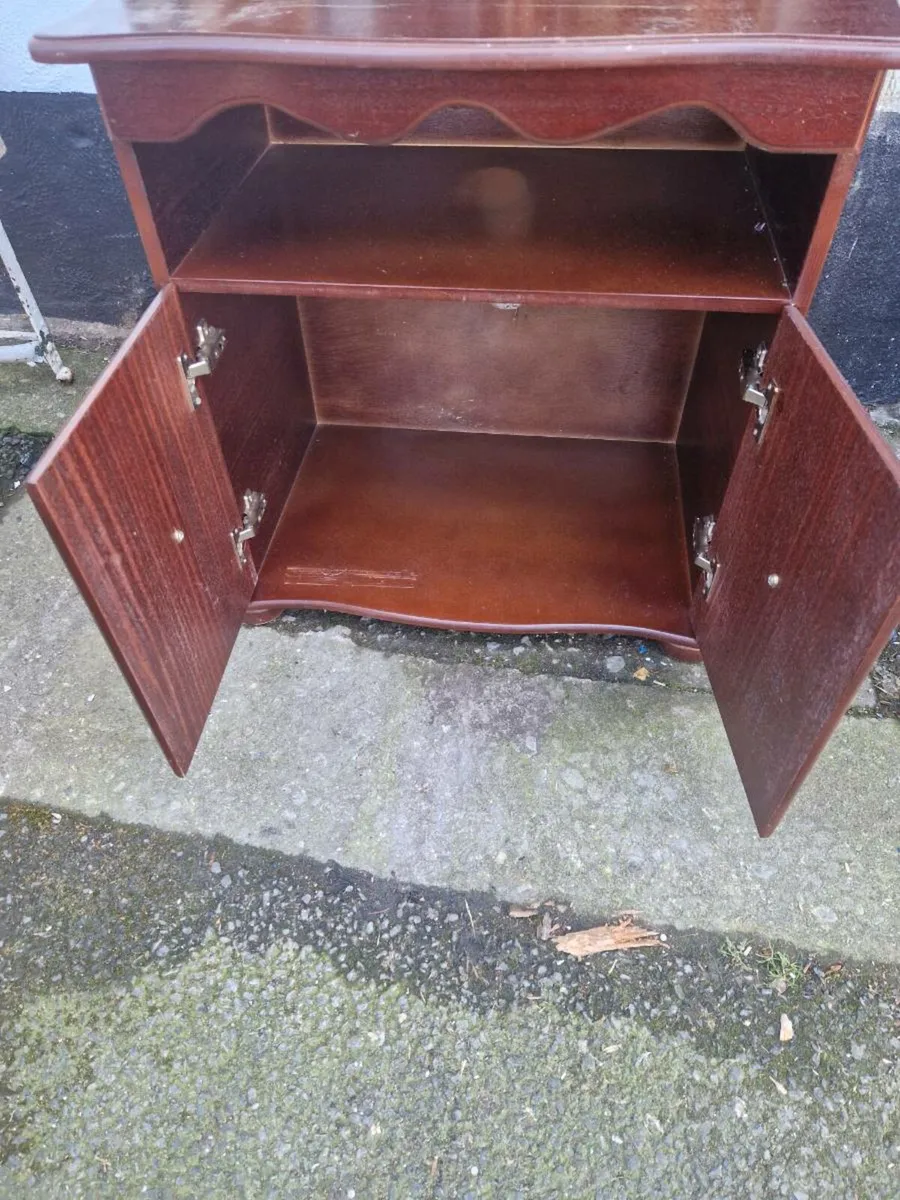 Vintage Rossmore Tv Cabinet - Image 3