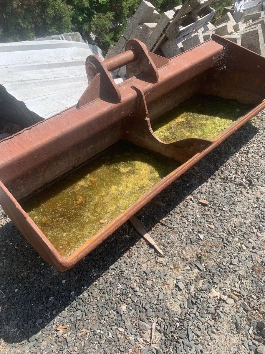20 ton buckets - Image 2