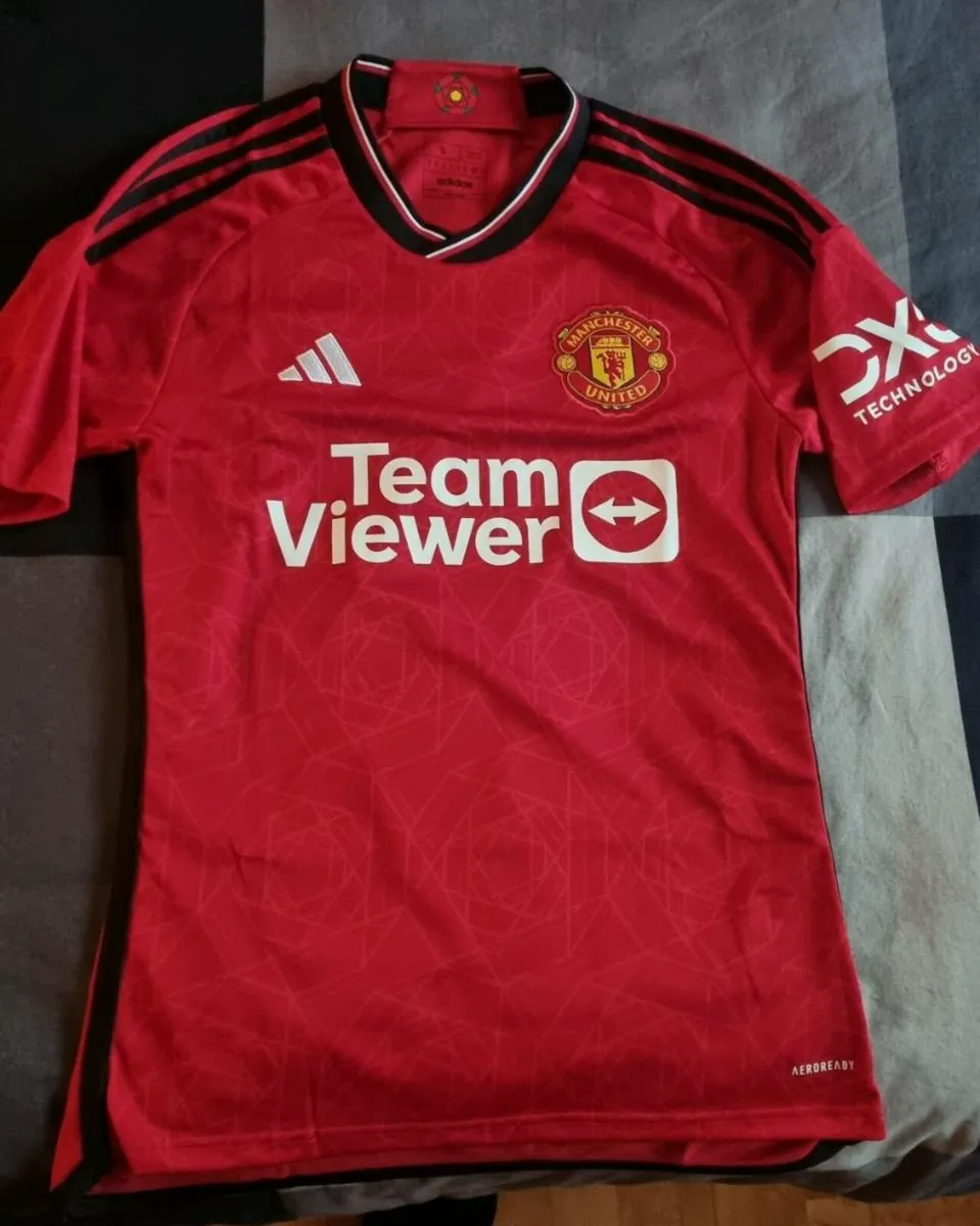MANCHESTER UNITED SOCCER TEAM T-SHIRT 2023/24