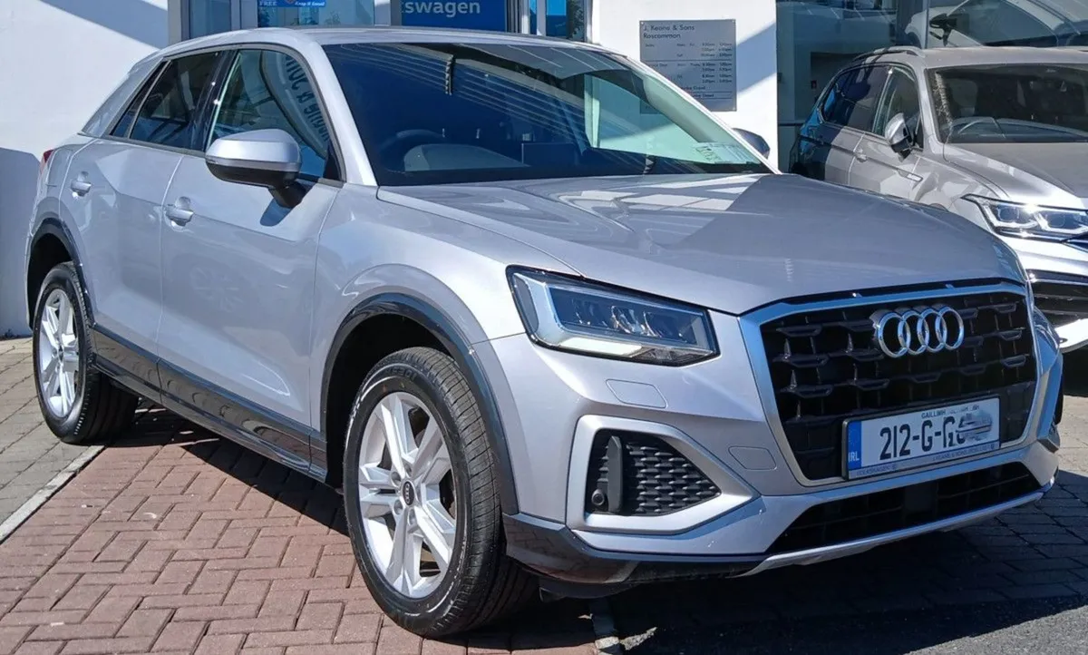 Audi Q2 SE 30 TDI 116HP  rearview Camera  Heated - Image 1