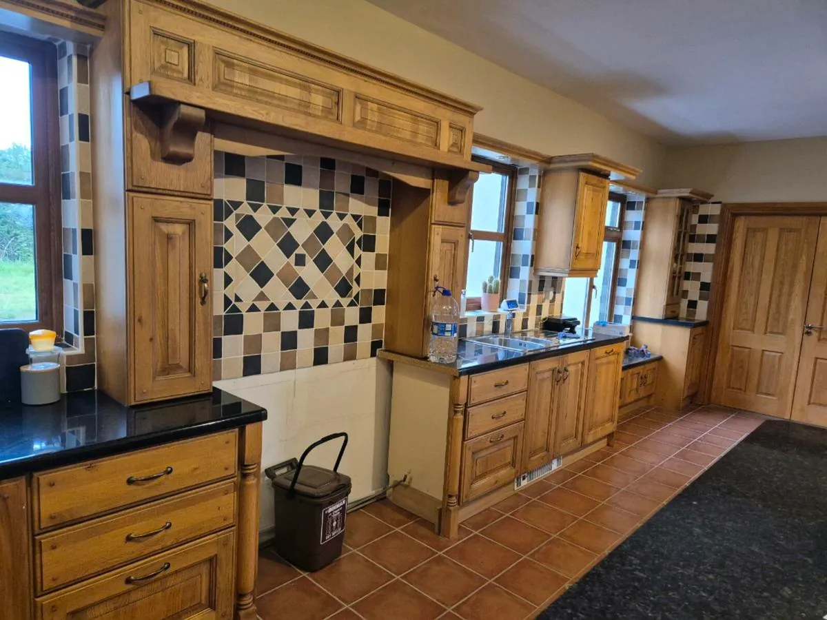 Kitchen (Hardwood) - Image 2