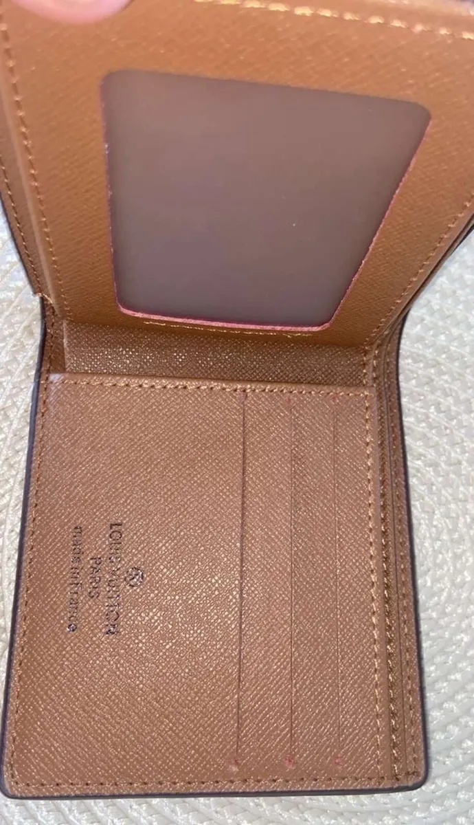 Wallet - Image 3