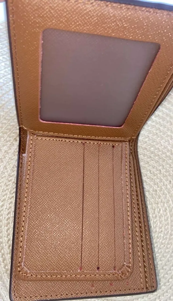 Wallet - Image 4