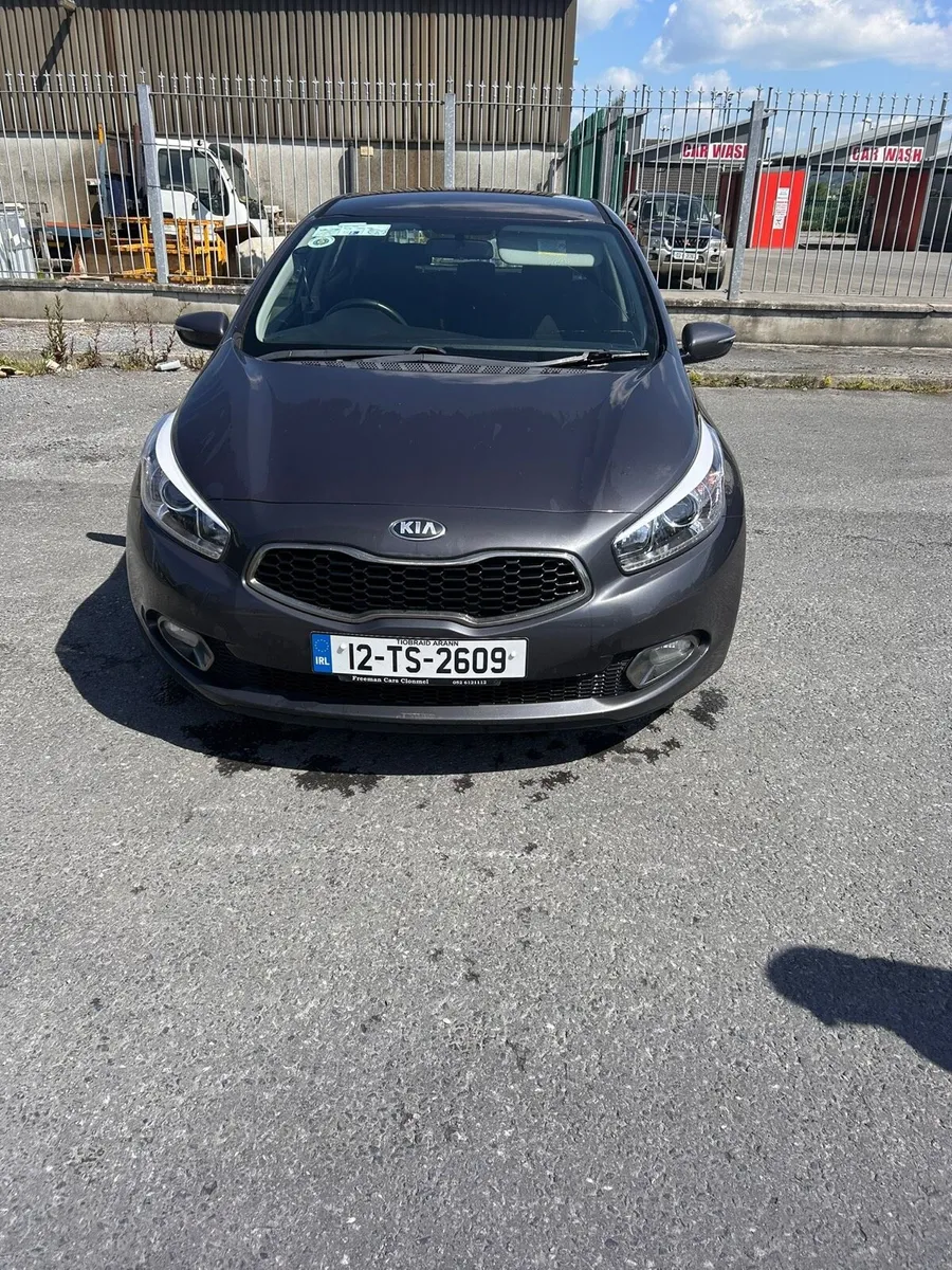 Kia Ceed 2012 - Image 4