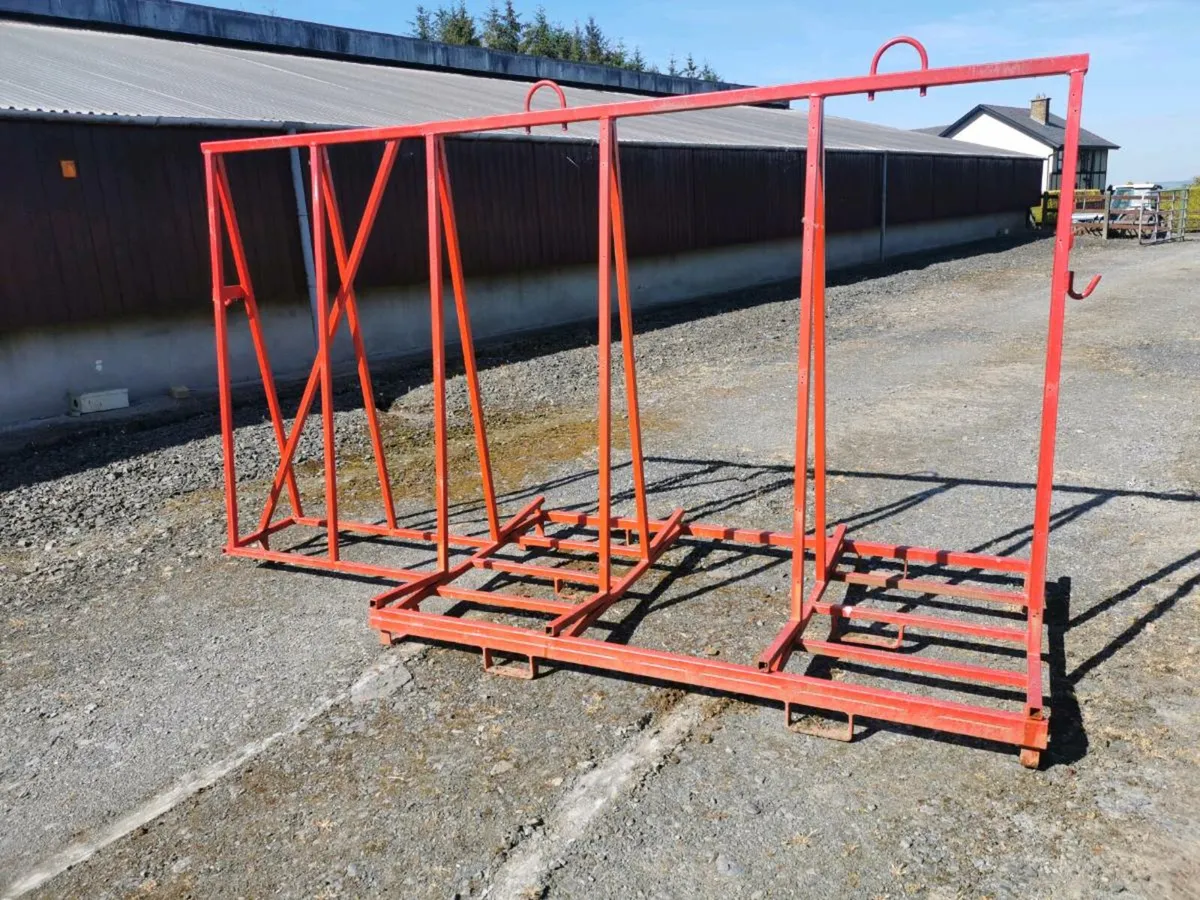 Advertising apex frame - Image 3