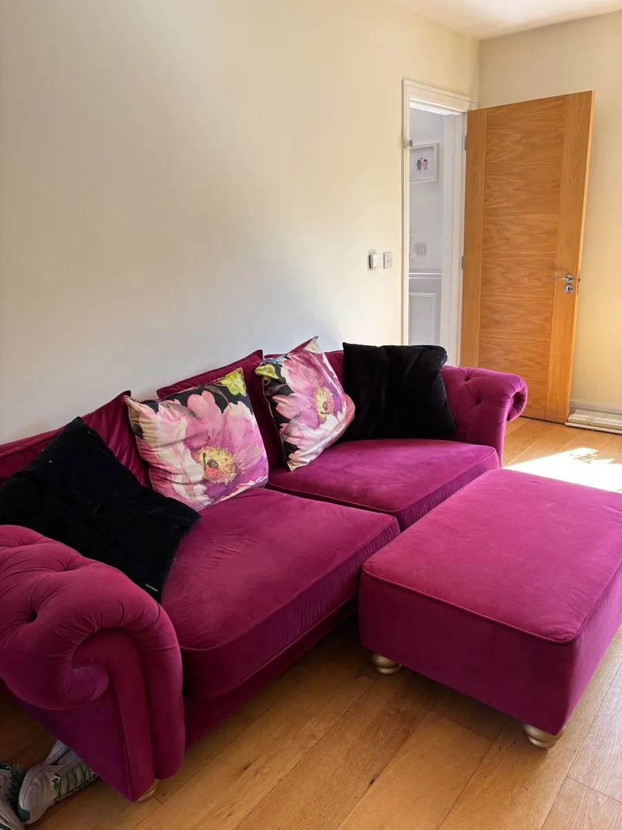Couch - Image 2