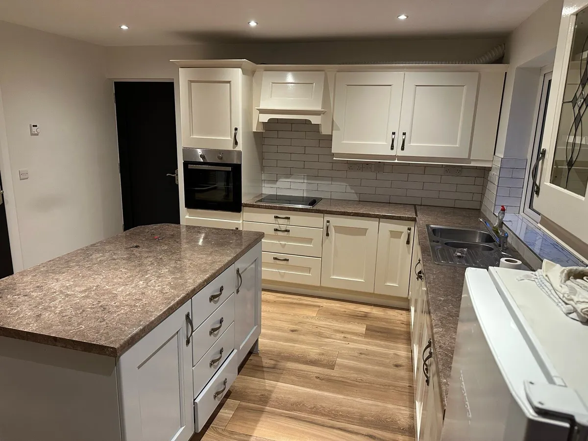 Kitchen - Image 3
