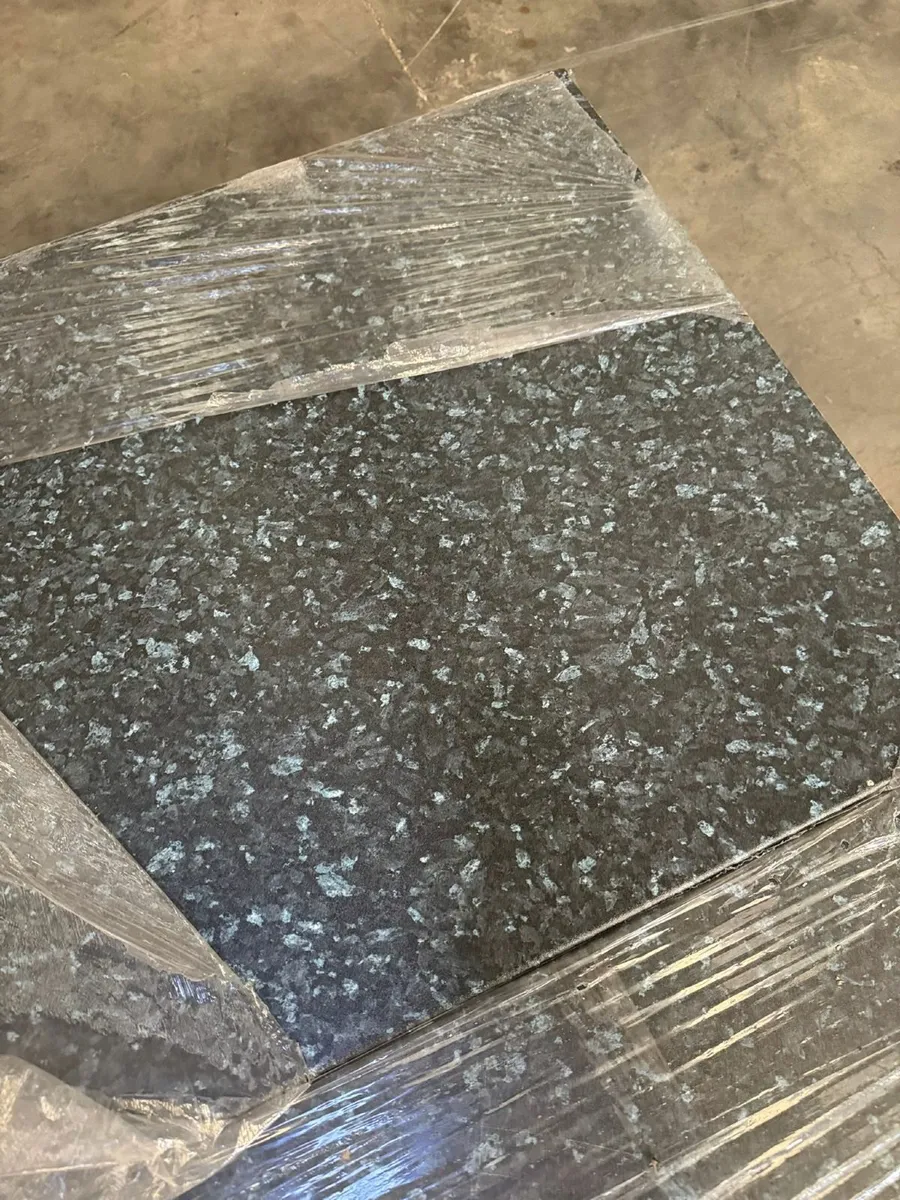 Large variety of kitchen worktops - Image 1
