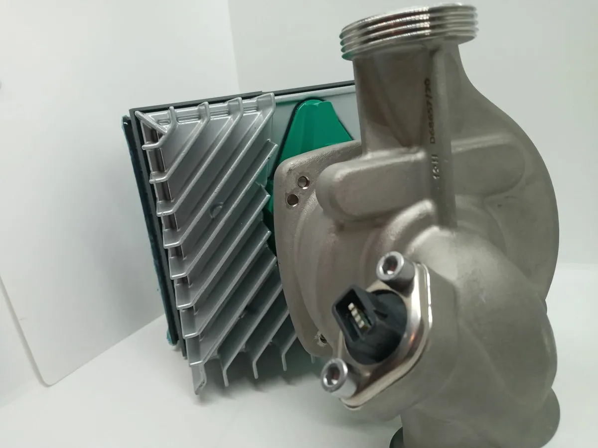 Delivery - Wilo Stratos Maxo Pump Z 25/0,5-8 PN10 - Image 4
