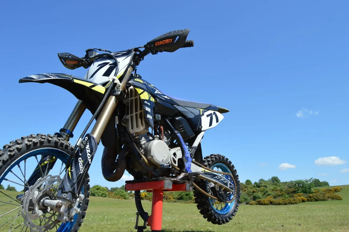 Yamaha YZ 65 - Image 1
