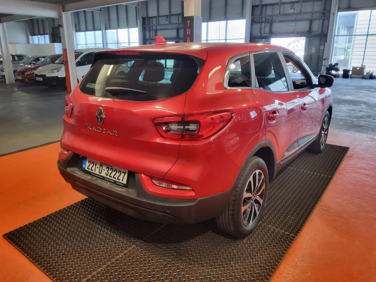 Renault KADJAR 1.3 TCE 140 GPF Auto Equilibre - Image 3