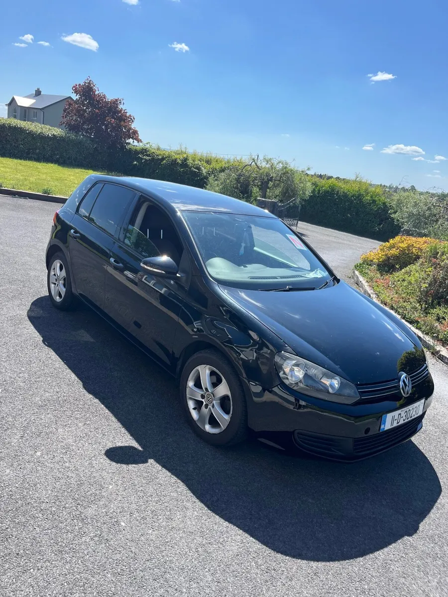 Volkswagen Golf 2011 - Image 1