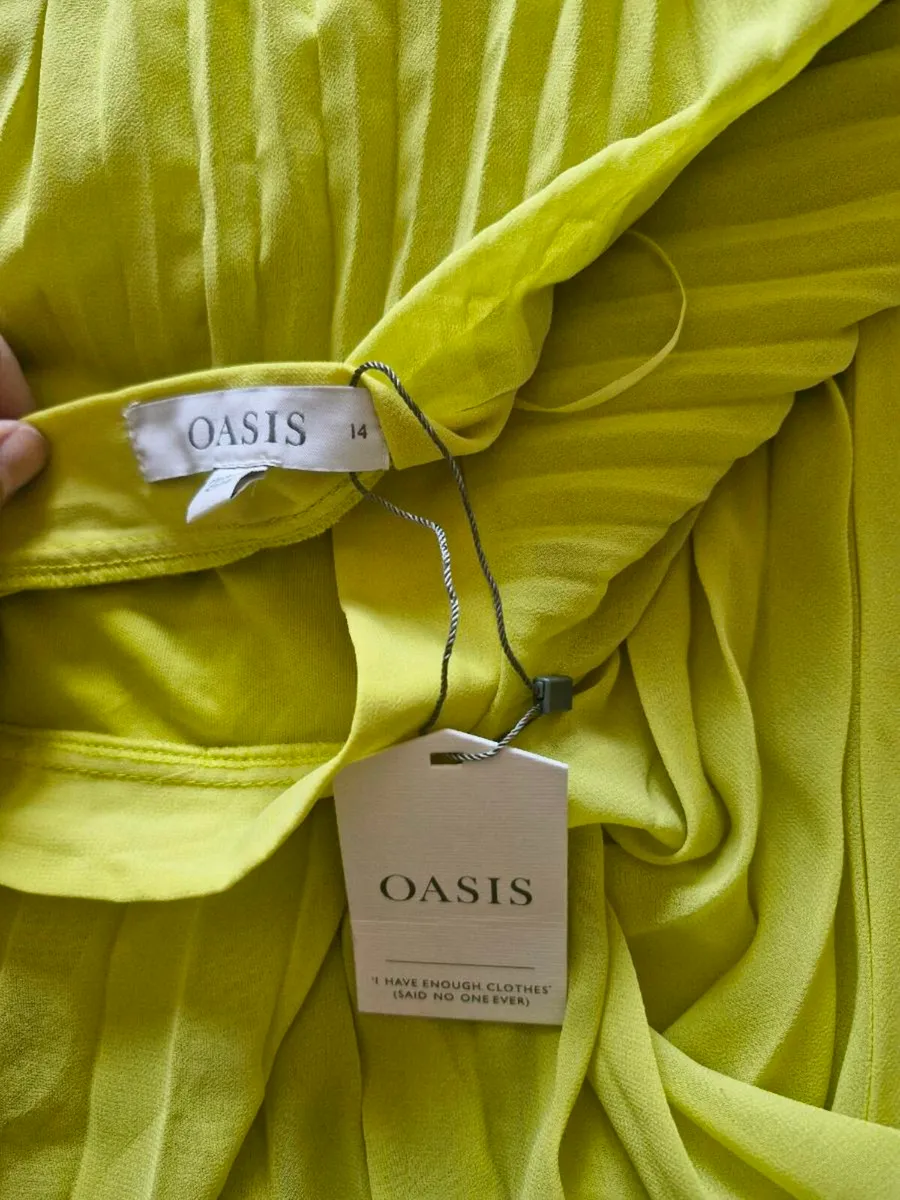 Yello pleated Oasis Summer Skirt - Image 3