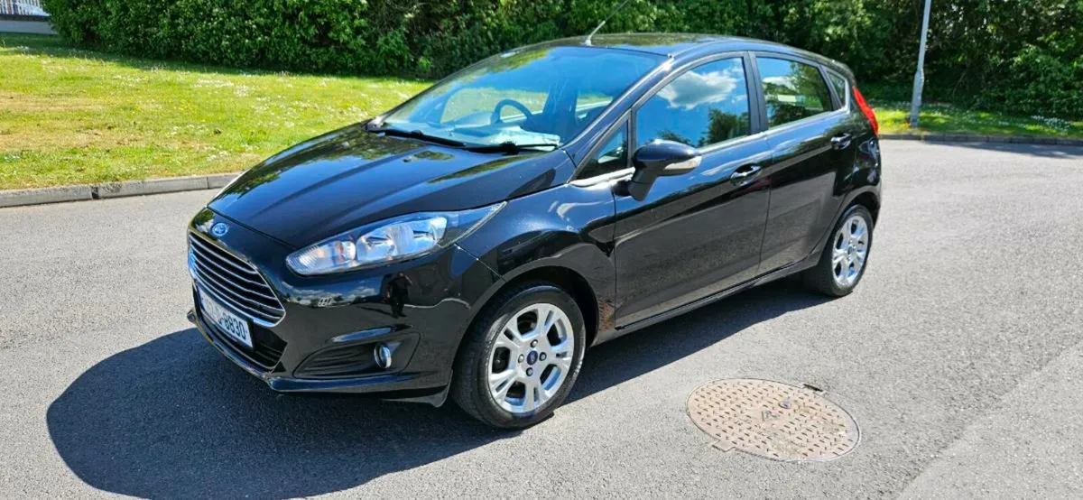FORD FIESTA 1.2 TAXED AND NCT - Image 3