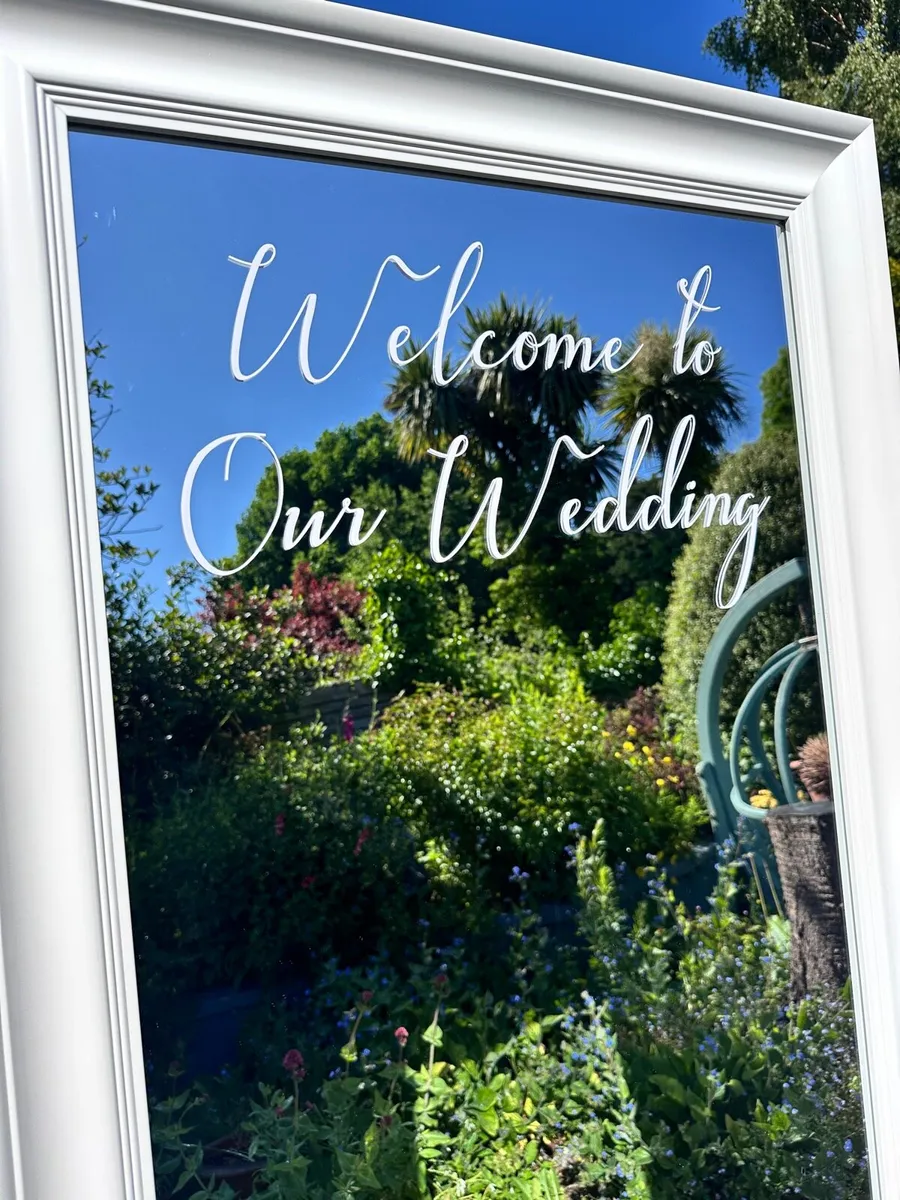 Customised Mirrors for all Occasions - Image 4