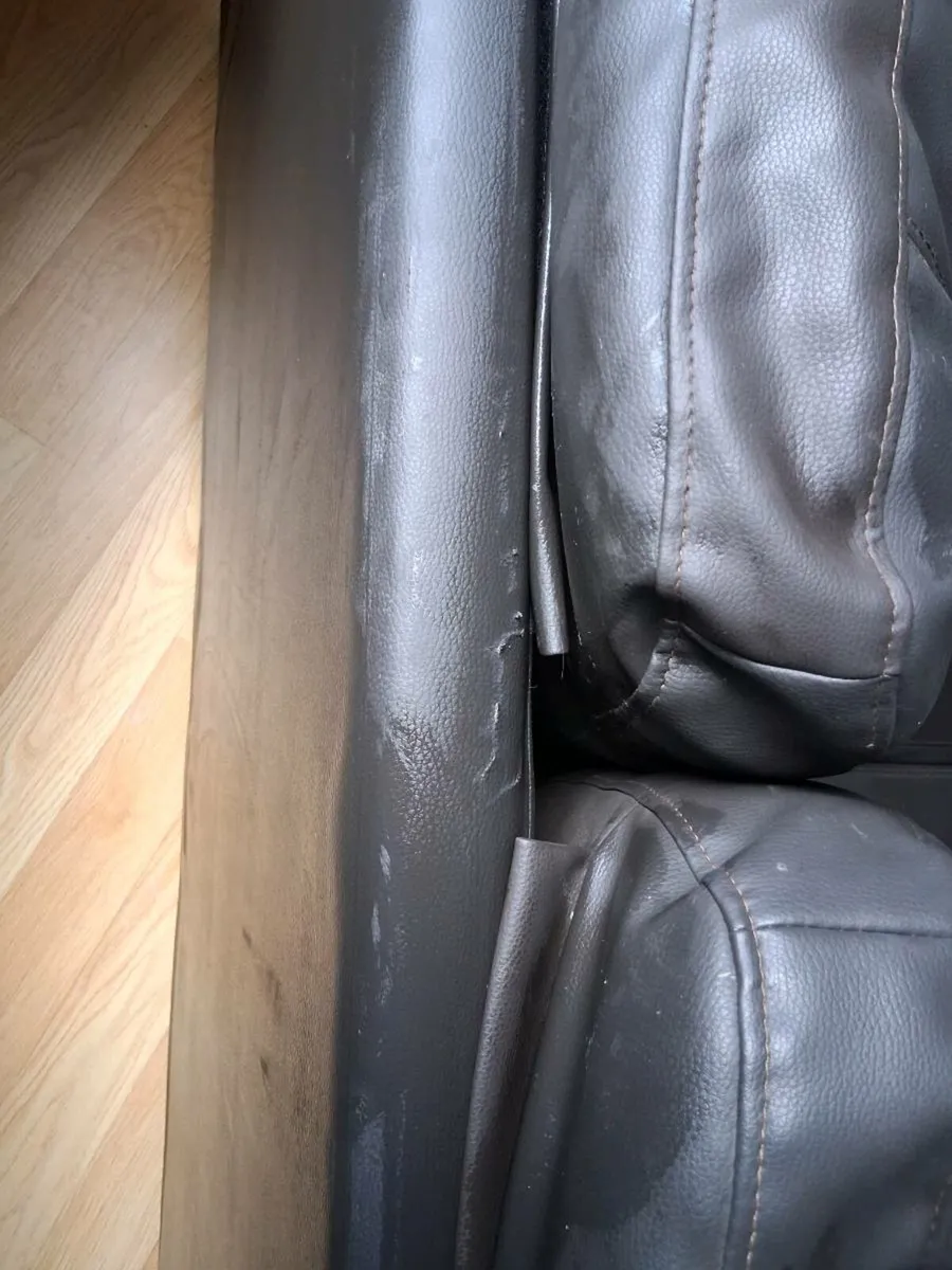 Two seater leather couch & footstool/storage box - Image 3