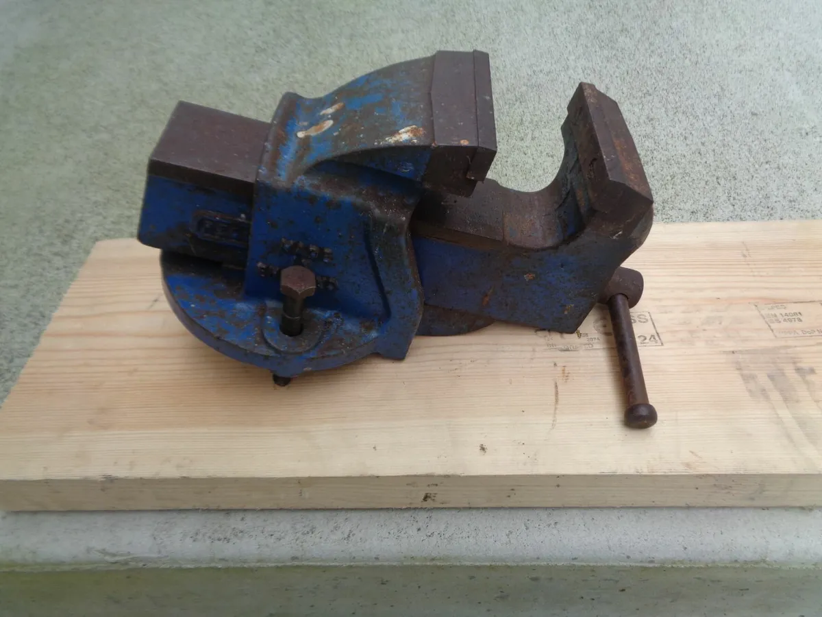 "Record" Vice No.3 for Sale - Image 1