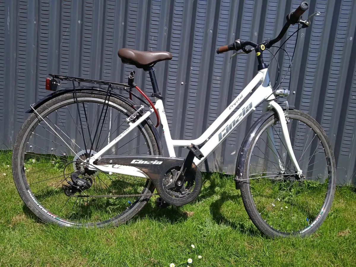 Crystal ladies Bi-Cycle - Image 1