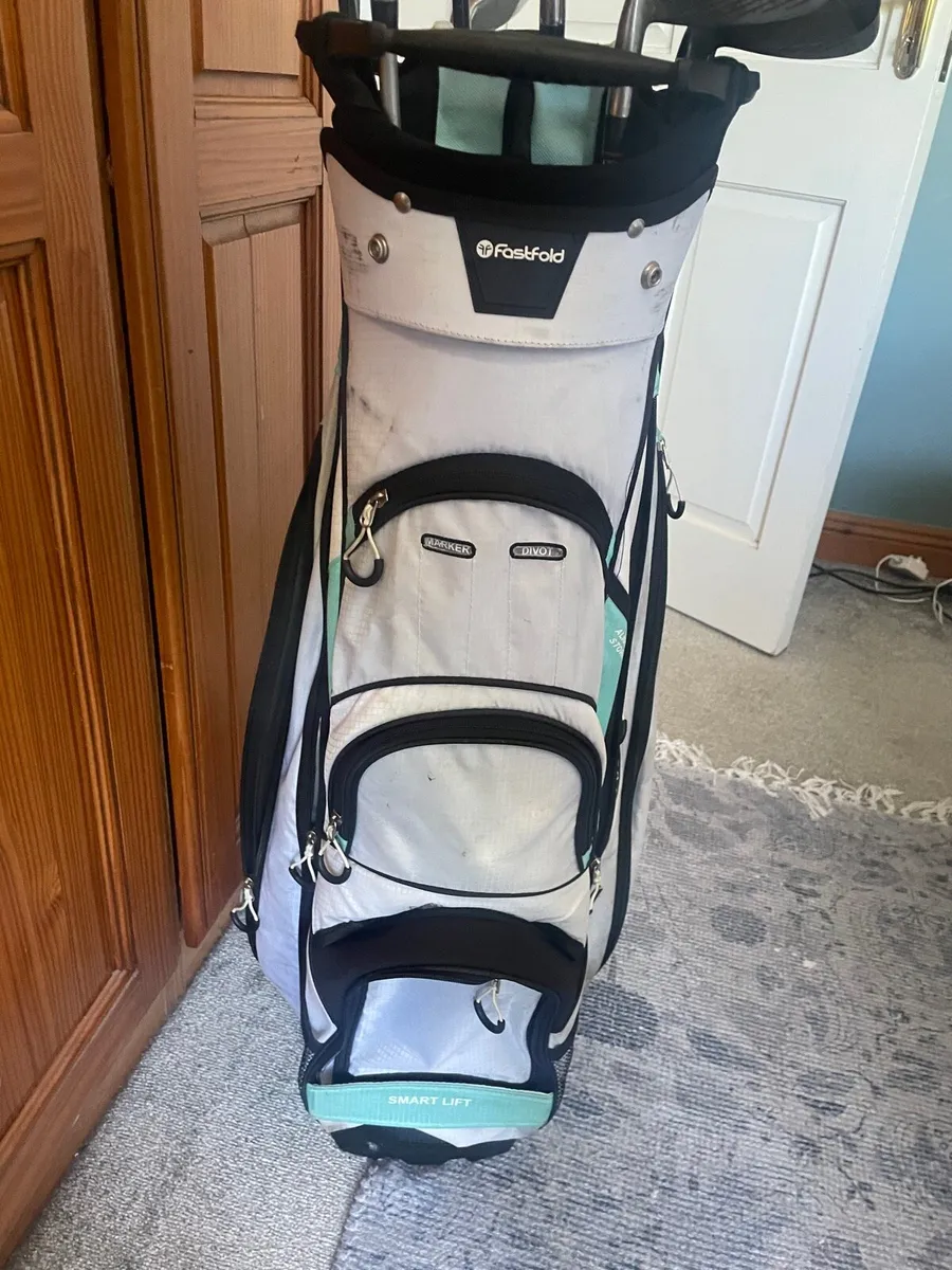 Golf bag and clubs - Image 2