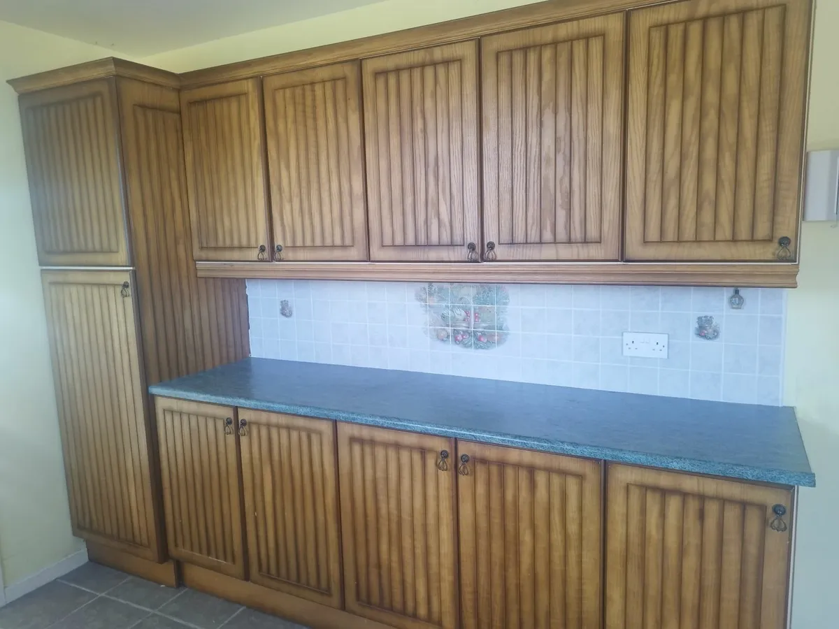 Kitchen cabinet - Image 4